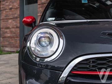 MINI John Cooper Works (2017) Zdjęcia z zewnątrz