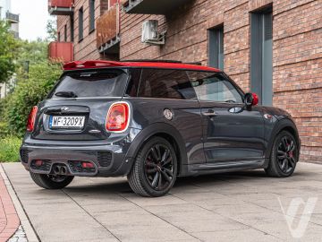 MINI John Cooper Works (2017) Zdjęcia z zewnątrz