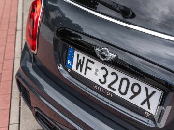 MINI John Cooper Works (2017) Zdjęcia z zewnątrz