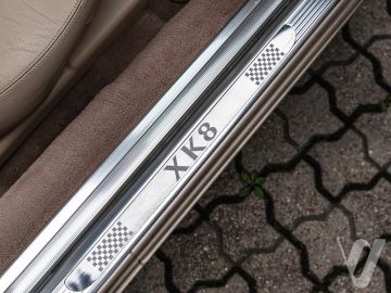 Jaguar XK (2003) Wnętrze