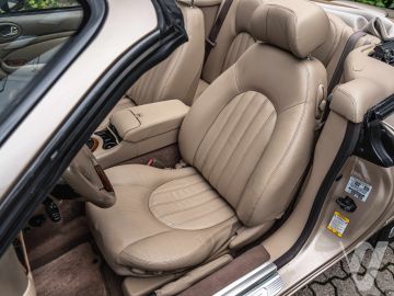 Jaguar XK (2003) Wnętrze