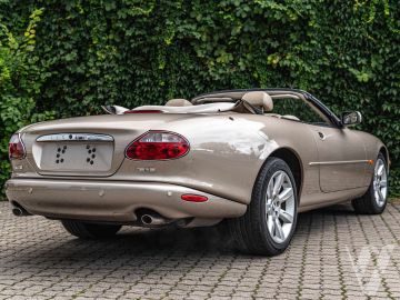 Jaguar XK (2003) Zdjęcia z zewnątrz