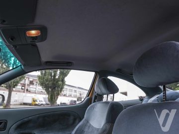 Renault Megane (1996) Inside