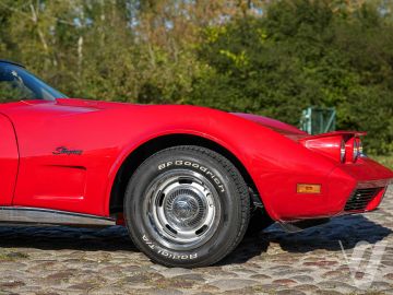 Chevrolet Corvette (1973) Zdjęcia z zewnątrz