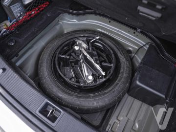 Mercedes-Benz Klasa E (2014) Inside