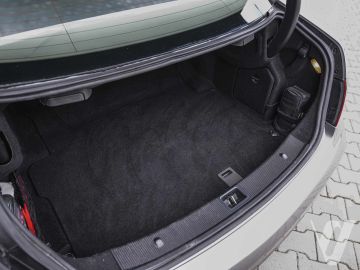 Mercedes-Benz Klasa E (2014) Inside