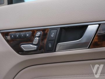 Mercedes-Benz Klasa E (2014) Inside