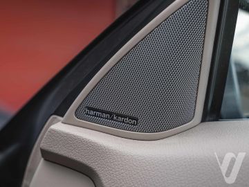 Mercedes-Benz Klasa E (2014) Inside