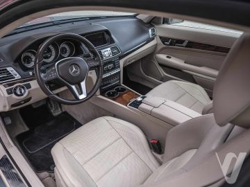 Mercedes-Benz Klasa E (2014) Inside