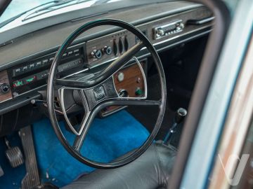 Volvo (1972) Wnętrze
