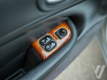 Jaguar XK (1999) Wnętrze