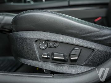 BMW Seria 7 (2012) Inside