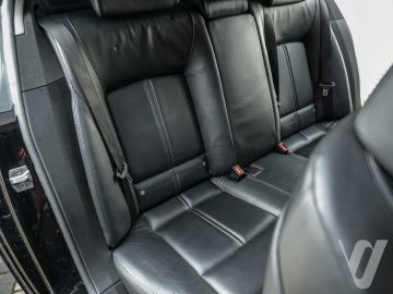 BMW Seria 7 (2012) Inside