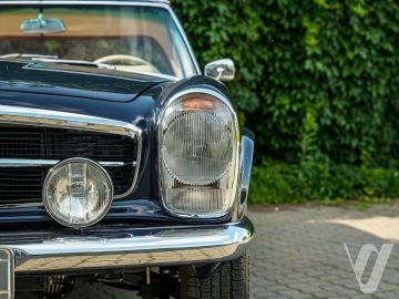 Mercedes-Benz SL (1966) Detale