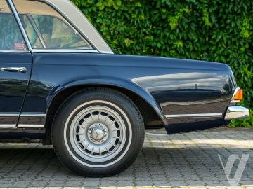 Mercedes-Benz SL (1966) Detale