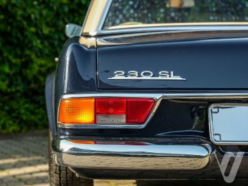 Mercedes-Benz SL (1966) Detale