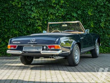 Mercedes-Benz SL (1966) Zdjęcia z zewnątrz