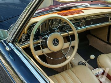 Mercedes-Benz SL (1966) Wnętrze