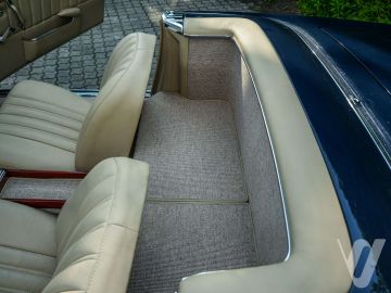 Mercedes-Benz SL (1966) Wnętrze