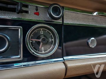 Mercedes-Benz SL (1966) Wnętrze