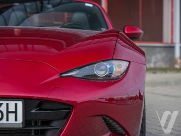 Mazda MX-5 (2021) Outside