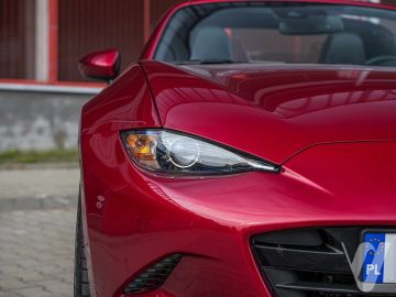 Mazda MX-5 (2021) Outside