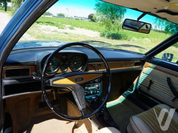 Audi Audi 100 Coupé S (1972) Inside