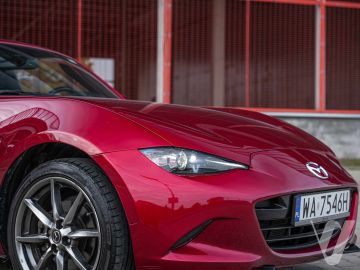Mazda MX-5 (2021) Outside