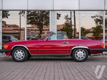 Mercedes-Benz SL (1986) Zdjęcia z zewnątrz