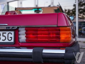 Mercedes-Benz SL (1986) Zdjęcia z zewnątrz
