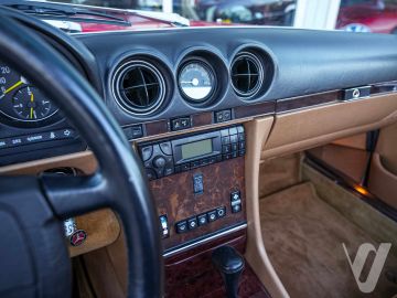 Mercedes-Benz SL (1986) Wnętrze