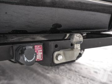 Jeep Grand Cherokee (1996) Details