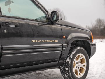 Jeep Grand Cherokee (1996) Outside