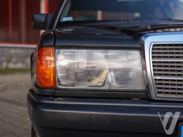 Mercedes-Benz W201 (1992) Zdjęcia z zewnątrz