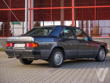 Mercedes-Benz W201 (1992) Zdjęcia z zewnątrz