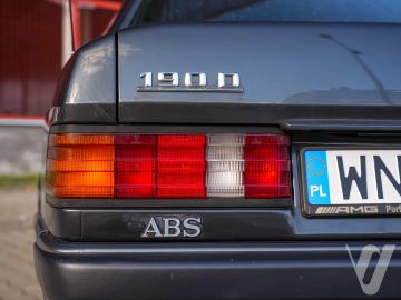 Mercedes-Benz W201 (1992) Zdjęcia z zewnątrz