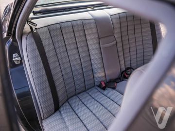 Mercedes-Benz W201 (1992) Wnętrze