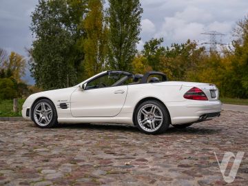 Mercedes-Benz SL (2005) Outside