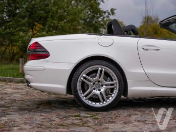 Mercedes-Benz SL (2005) Outside