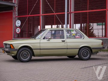 BMW Seria 3 (1978) Zdjęcia z zewnątrz