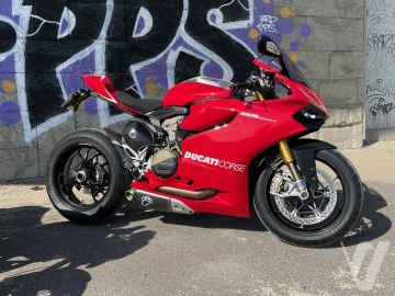 Ducati 1199R Panigale (2013) Zdjęcia z zewnątrz