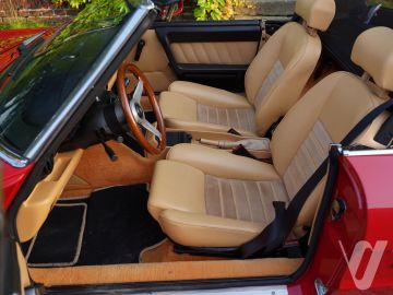 Alfa Romeo Spider (1991) Wnętrze