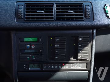 Alfa Romeo 155 (1996) Inside