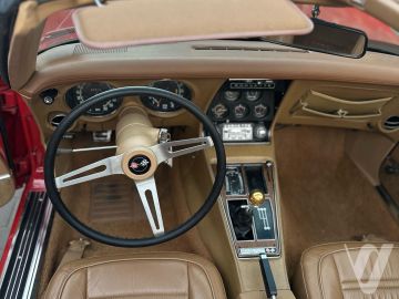 Chevrolet Corvette (1973) Inside