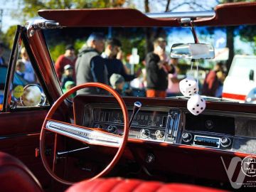 Buick Skylark (1964) Inside
