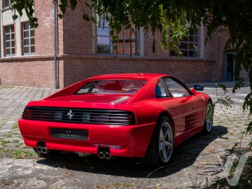 Ferrari 348 (1992) Zdjęcia z zewnątrz
