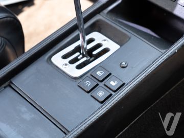 Ferrari 348 (1992) Wnętrze