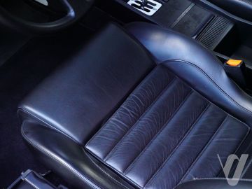 Ferrari 348 (1992) Wnętrze