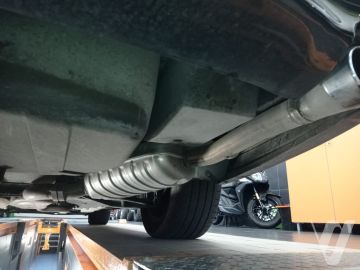 Bentley Arnage (2000) Details