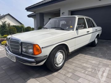 Mercedes-Benz W123 (1982) Zdjęcia z zewnątrz